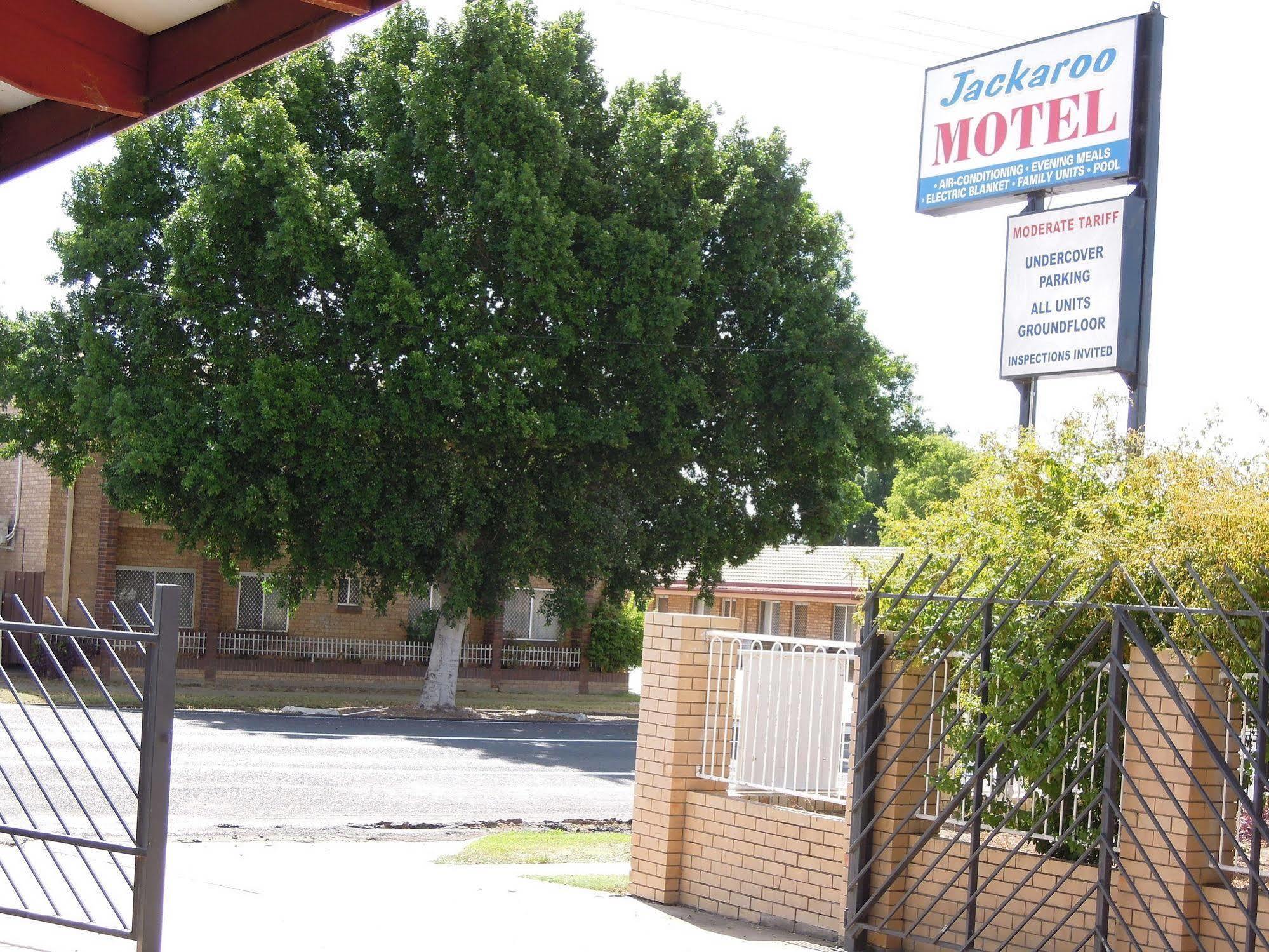 Jackaroo Apartments Moree Exterior photo