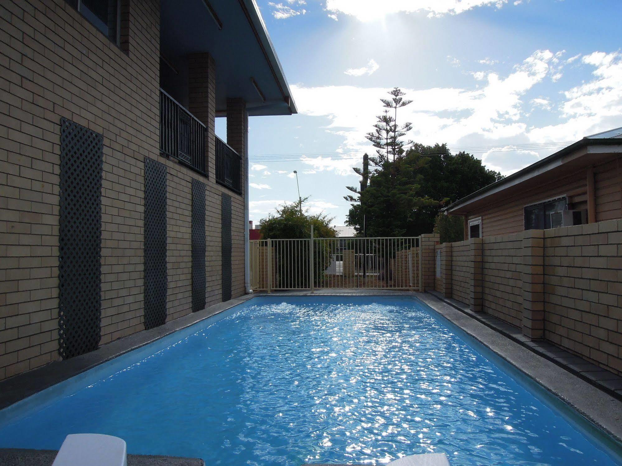 Jackaroo Apartments Moree Exterior photo